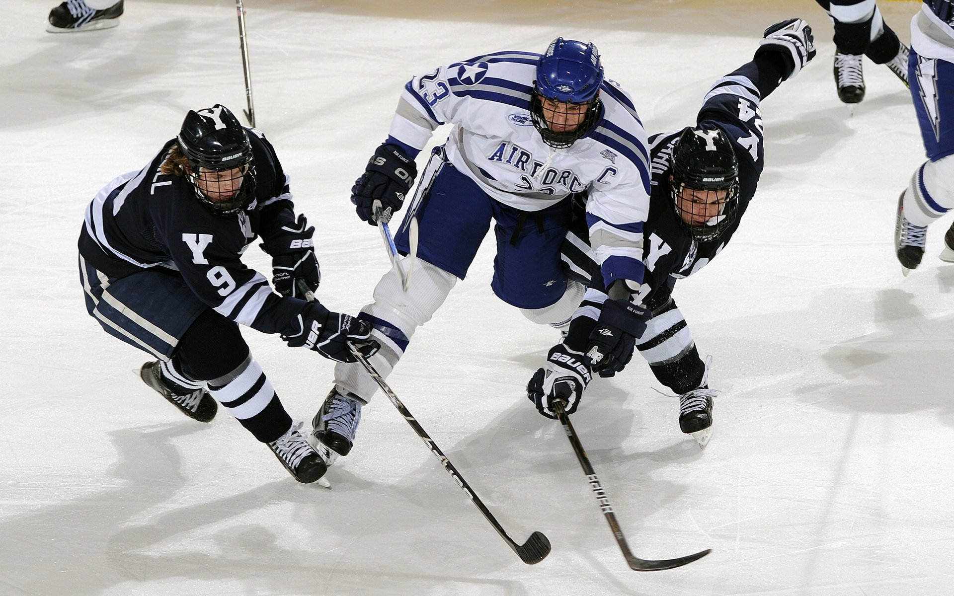爱游戏大厅官网-青少年“智慧青训”科技成果在天津正式应用，推动青训行业现代化